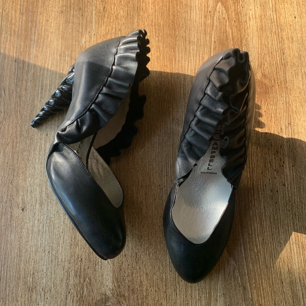 JEFFREY CAMPBELL Michelle-C Black Unicorn Heel Ruffles Size 6